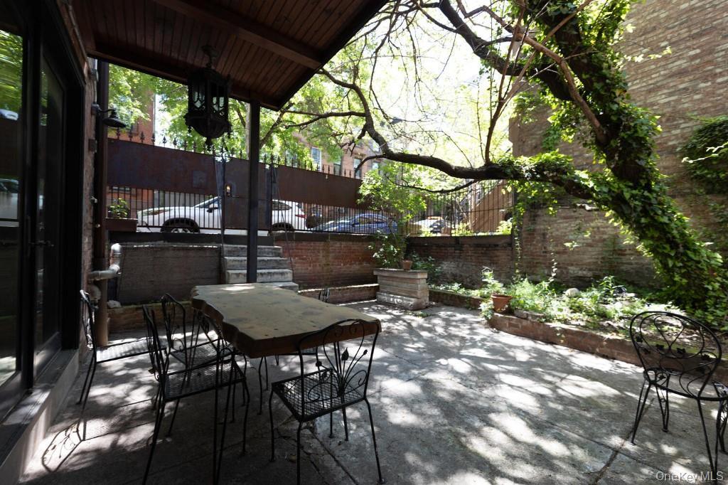 Single Family Manhattan  Manhattan, NY 10027, MLS-1002344-13
