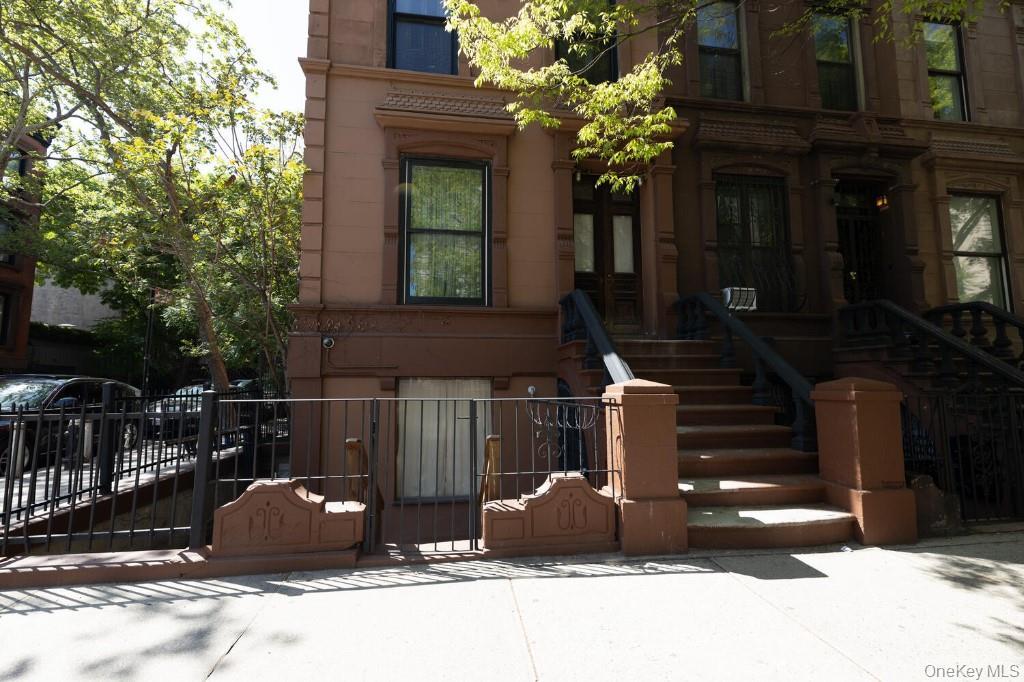 Single Family Manhattan  Manhattan, NY 10027, MLS-1002344-2