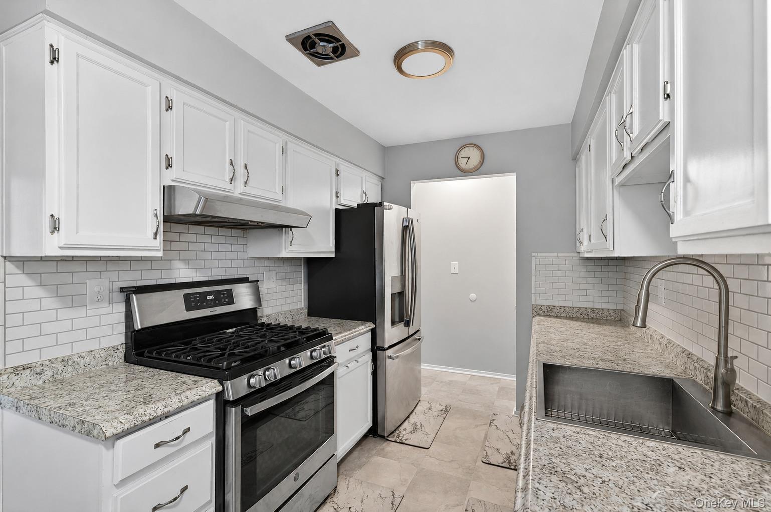 Single Family Acorn Court Orange County, NY 10930, MLS-1002400-2