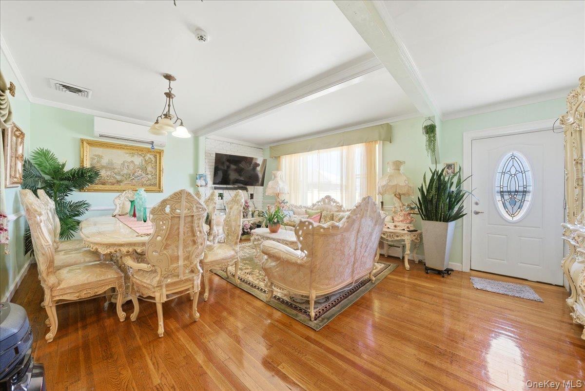 Single Family Schurz Bronx, NY 10465, MLS-1002470-21