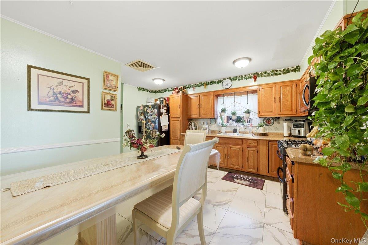 Single Family Schurz Bronx, NY 10465, MLS-1002470-26