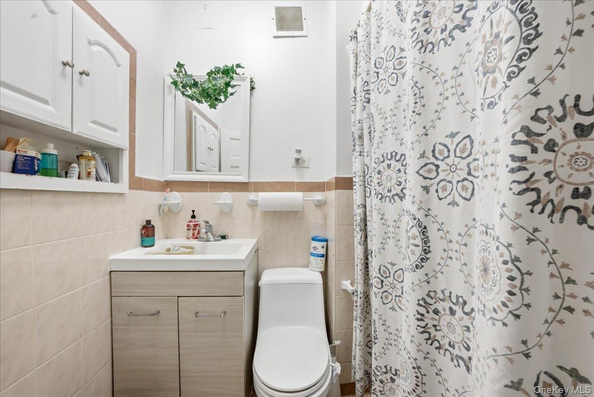 Single Family Schurz Bronx, NY 10465, MLS-1002470-28