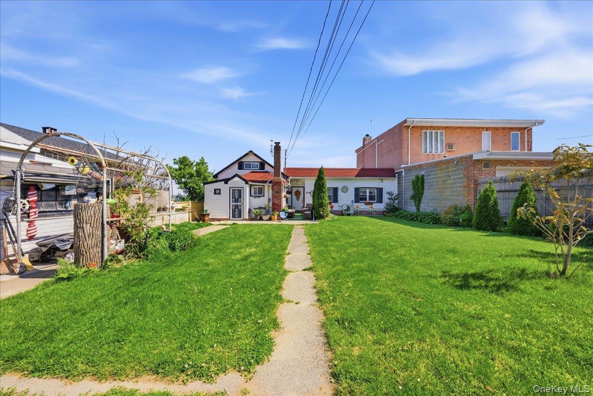 Single Family Schurz Bronx, NY 10465, MLS-1002470-3