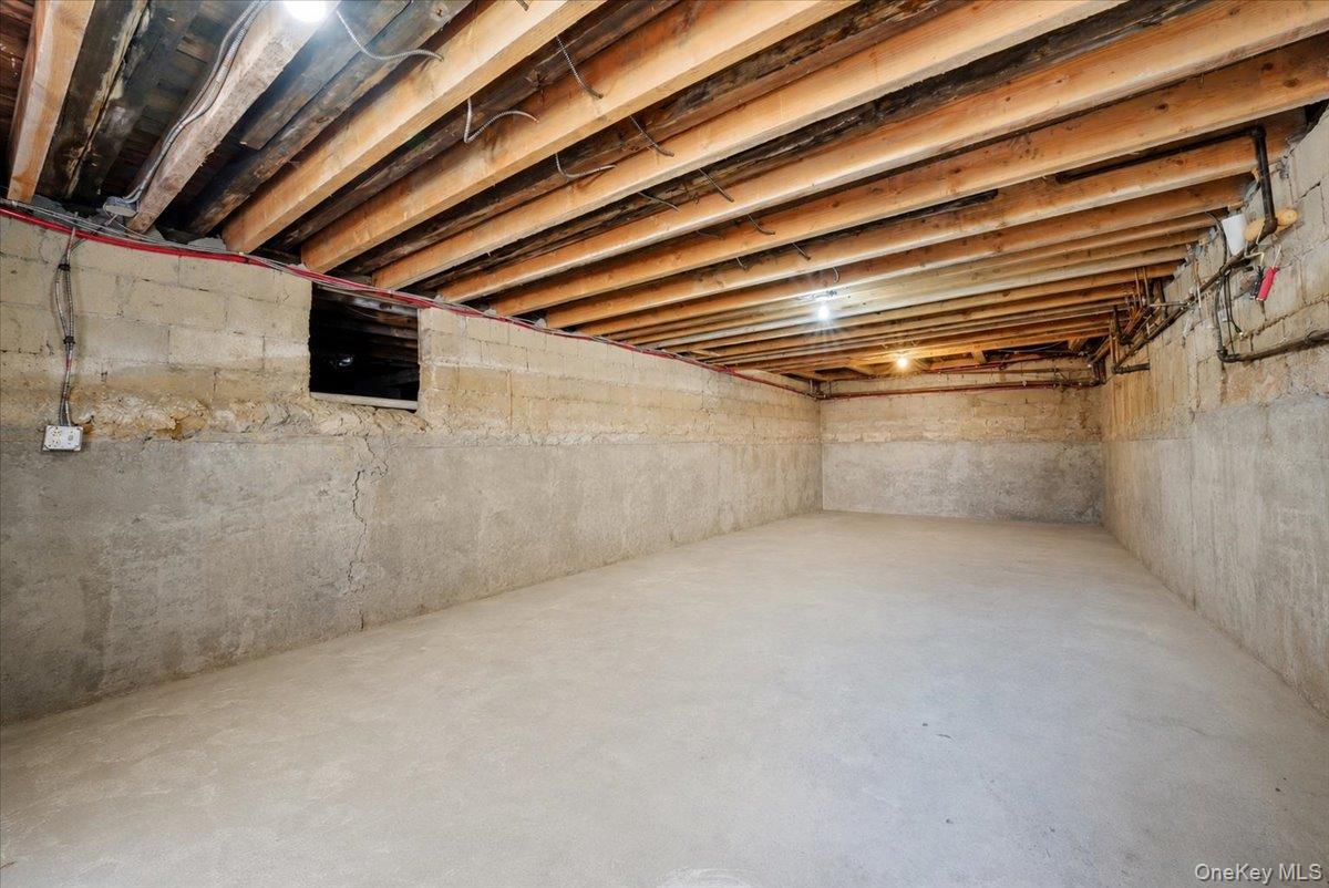 Single Family Schurz Bronx, NY 10465, MLS-1002470-37