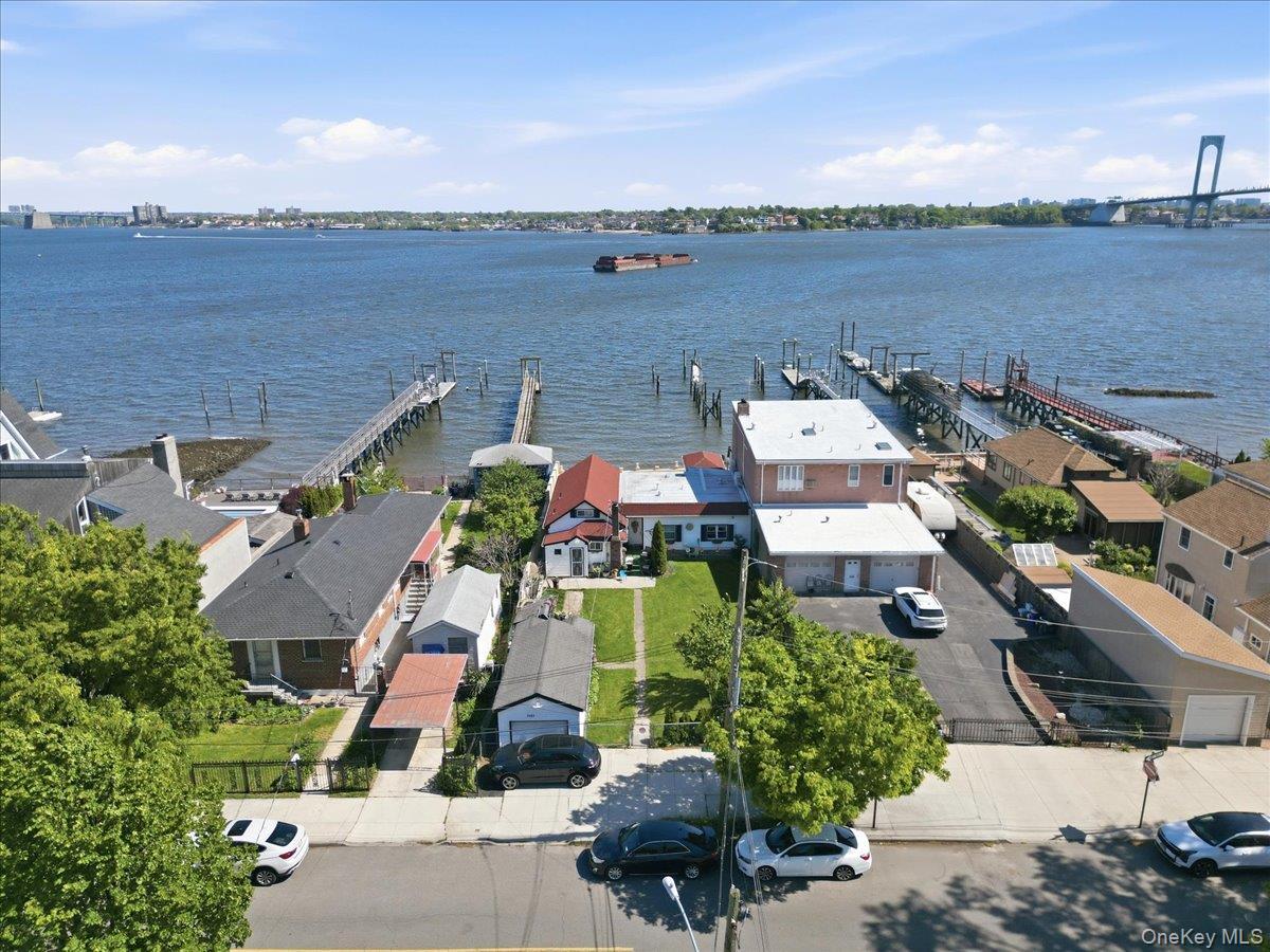 Single Family Schurz Bronx, NY 10465, MLS-1002470-7