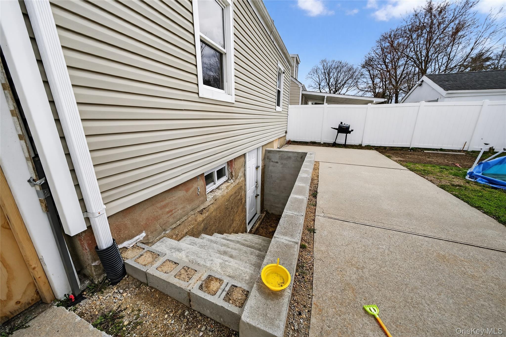 Single Family Locust Avenue  Nassau County, NY 11553, MLS-1002513-9
