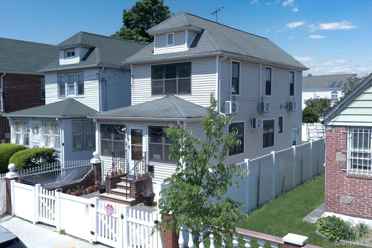 Single Family 104th Queens, NY 11429, MLS-1002525-4