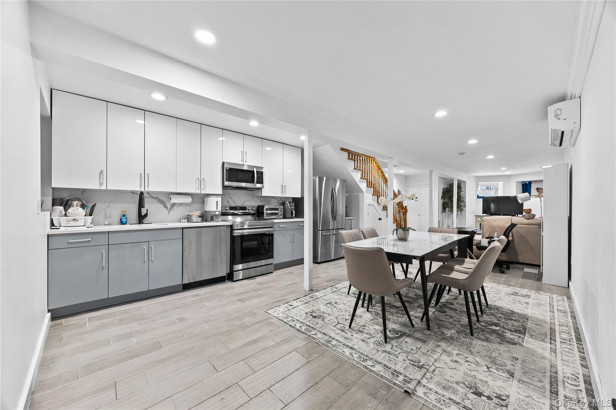 Single Family E Prospect Avenue Westchester County, NY 10550, MLS-1002529-16