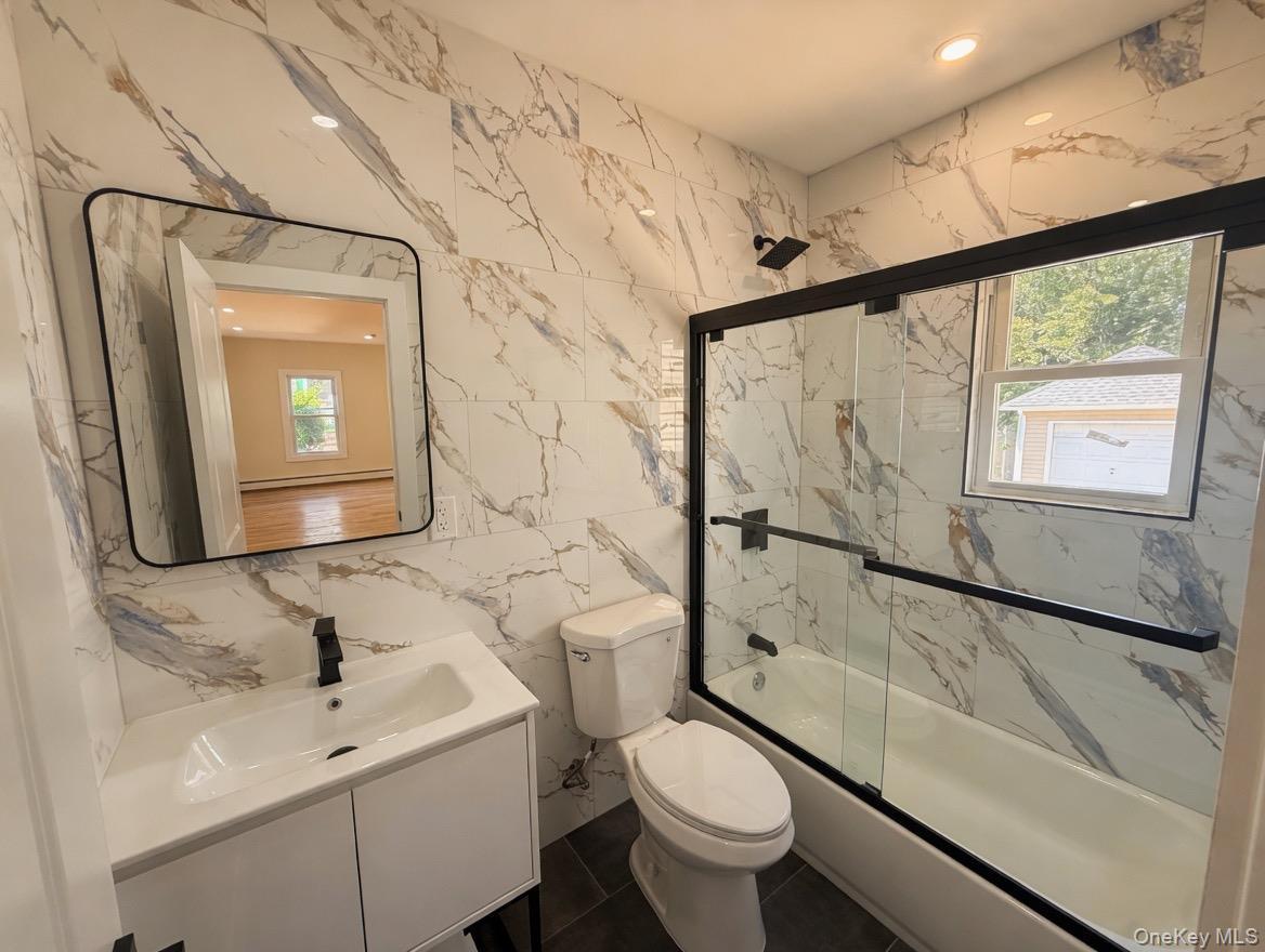 Single Family 190th Street  Queens, NY 11412, MLS-1002531-13