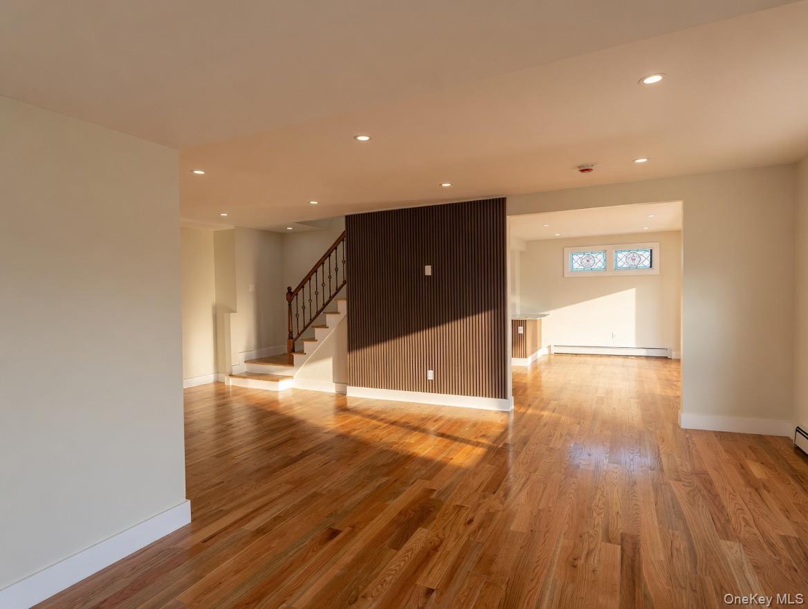 Single Family 190th Street  Queens, NY 11412, MLS-1002531-2