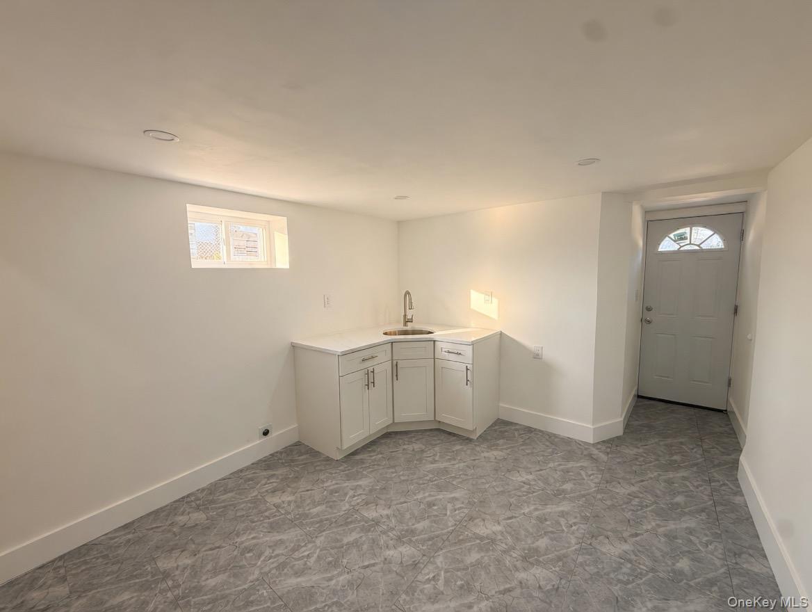 Single Family 190th Street  Queens, NY 11412, MLS-1002531-22