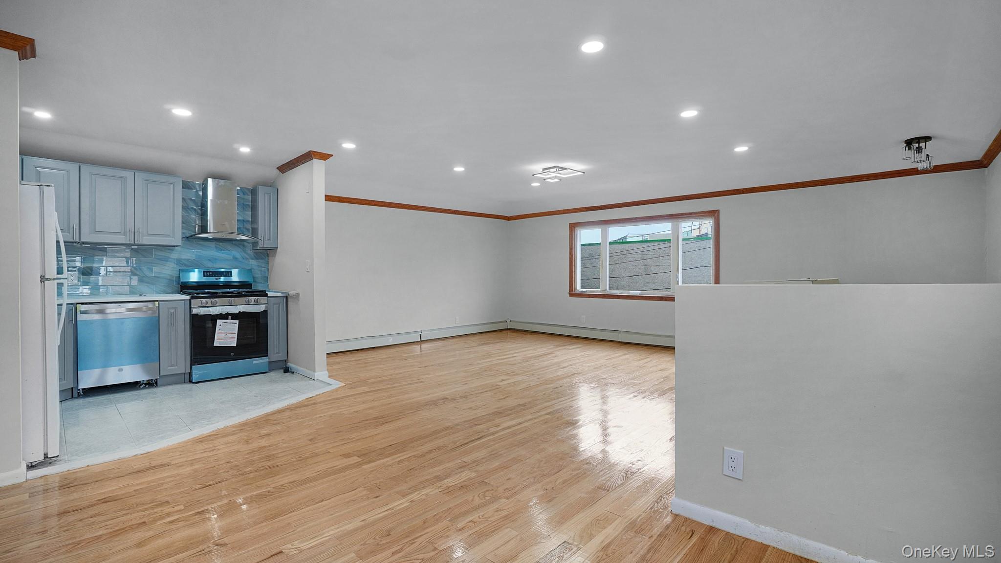 Single Family 129th Avenue  Queens, NY 11434, MLS-1002556-17