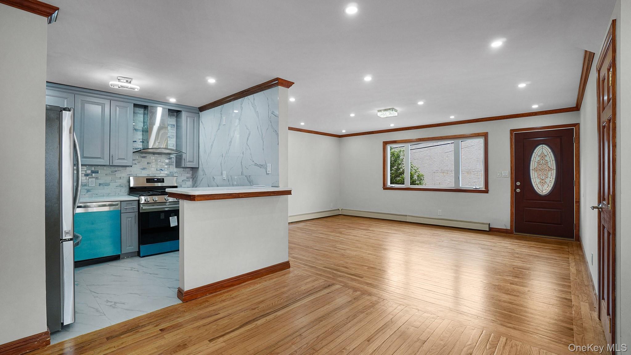 Single Family 129th Avenue  Queens, NY 11434, MLS-1002556-6