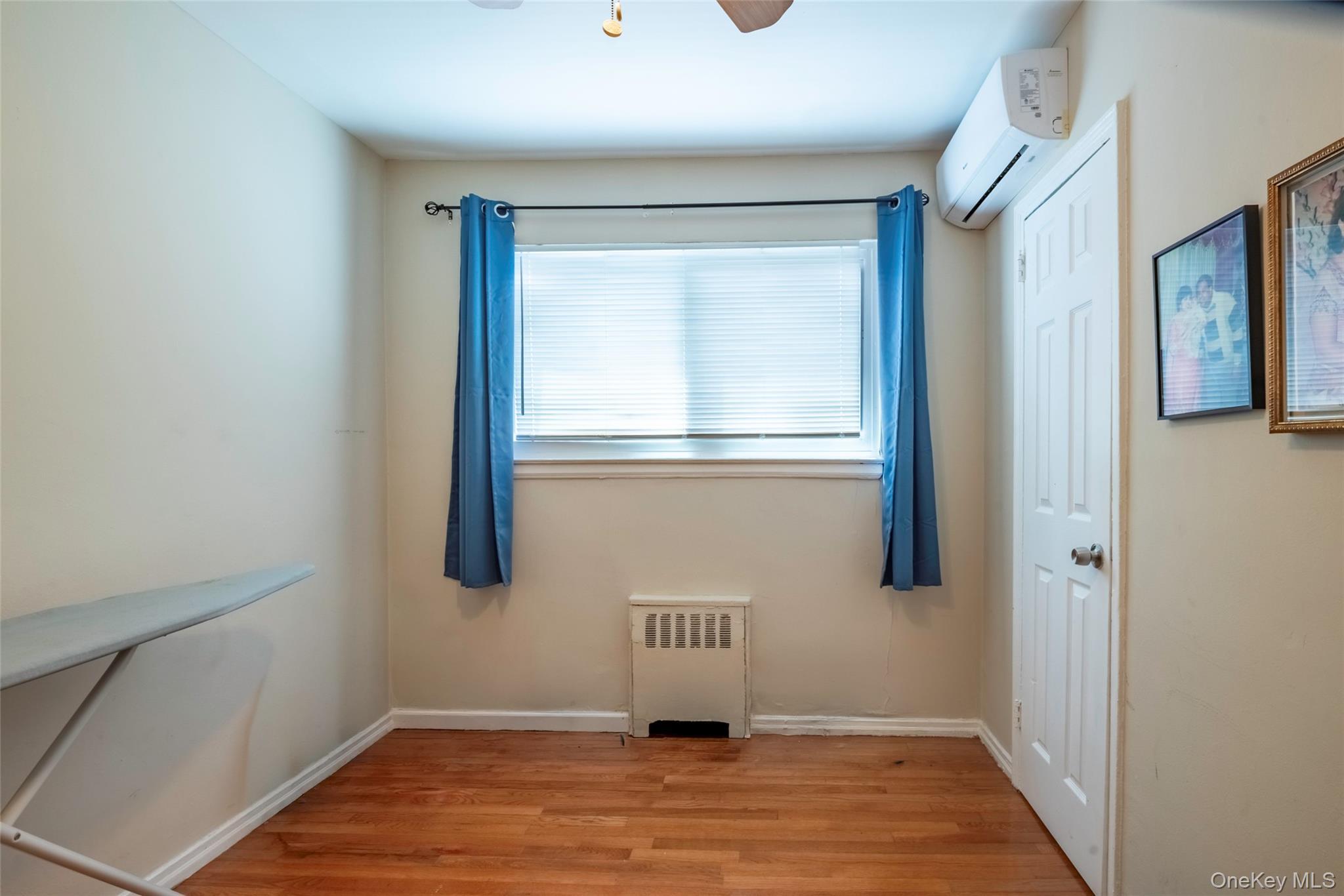 Single Family Reeves Avenue Queens, NY 11367, MLS-1002572-13