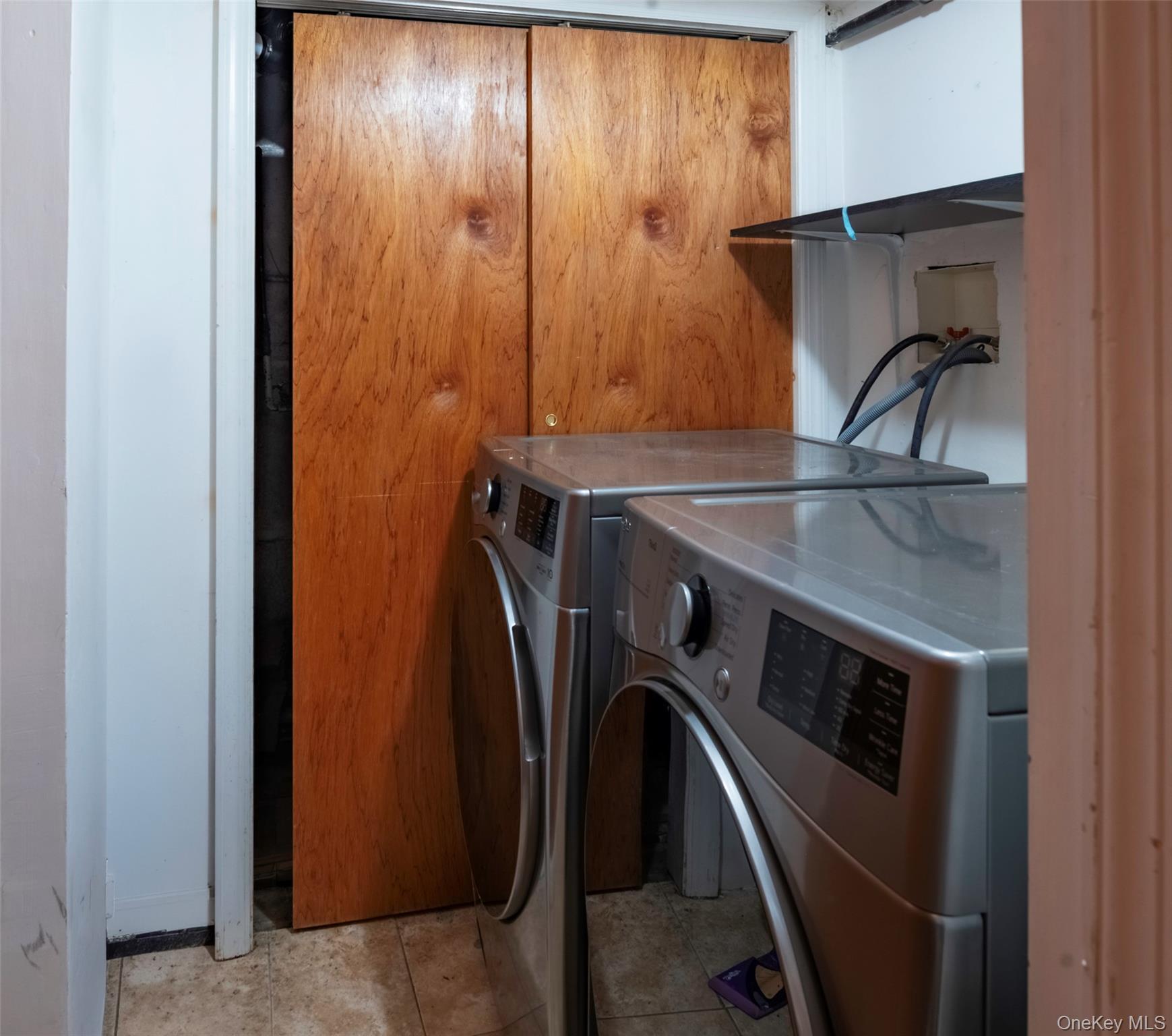 Single Family Reeves Avenue  Queens, NY 11367, MLS-1002572-20
