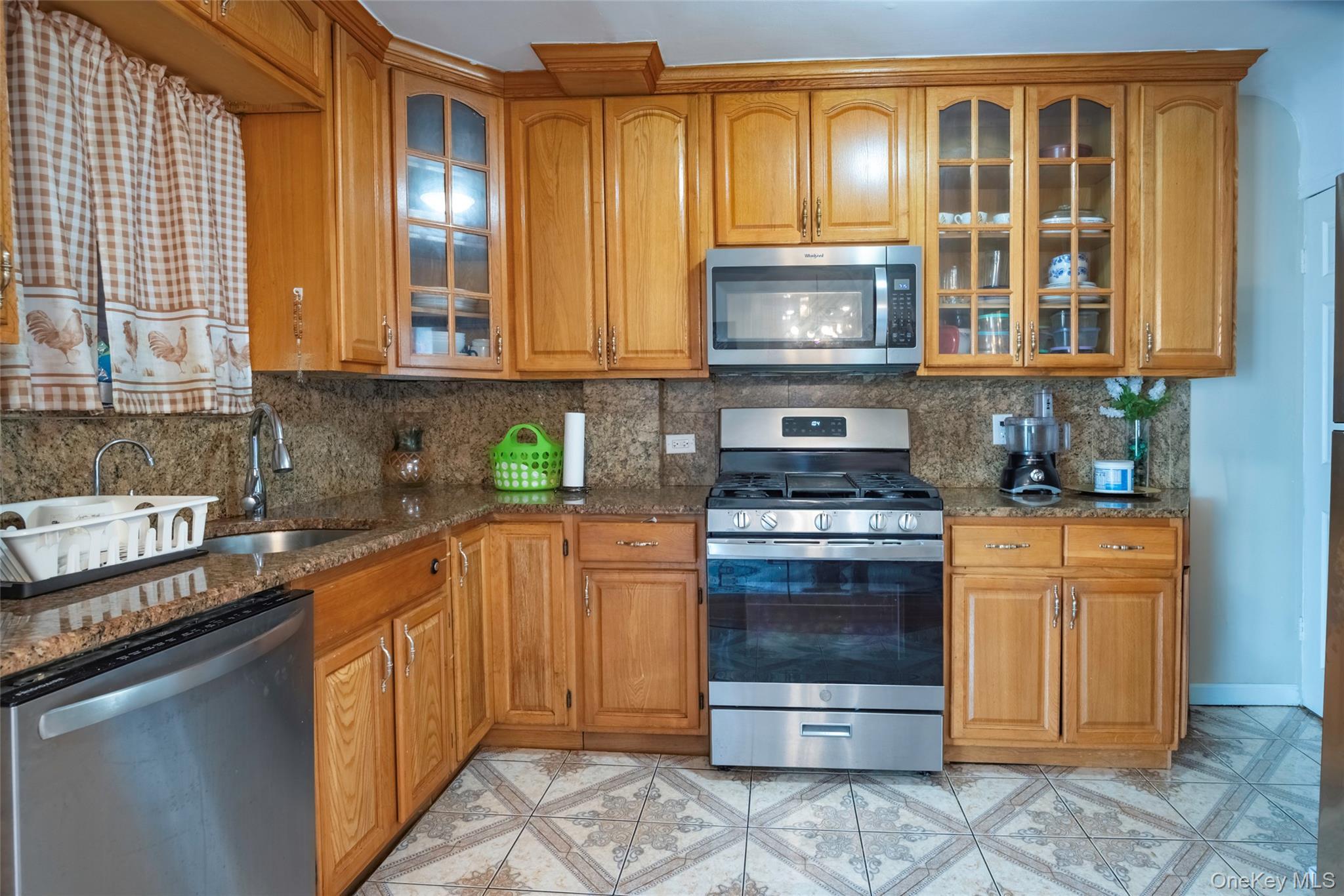 Single Family Reeves Avenue Queens, NY 11367, MLS-1002572-6