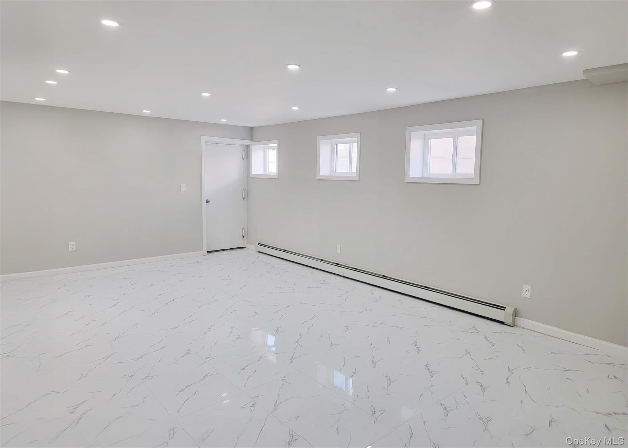 Single Family 226th Street  Queens, NY 11413, MLS-1002597-12