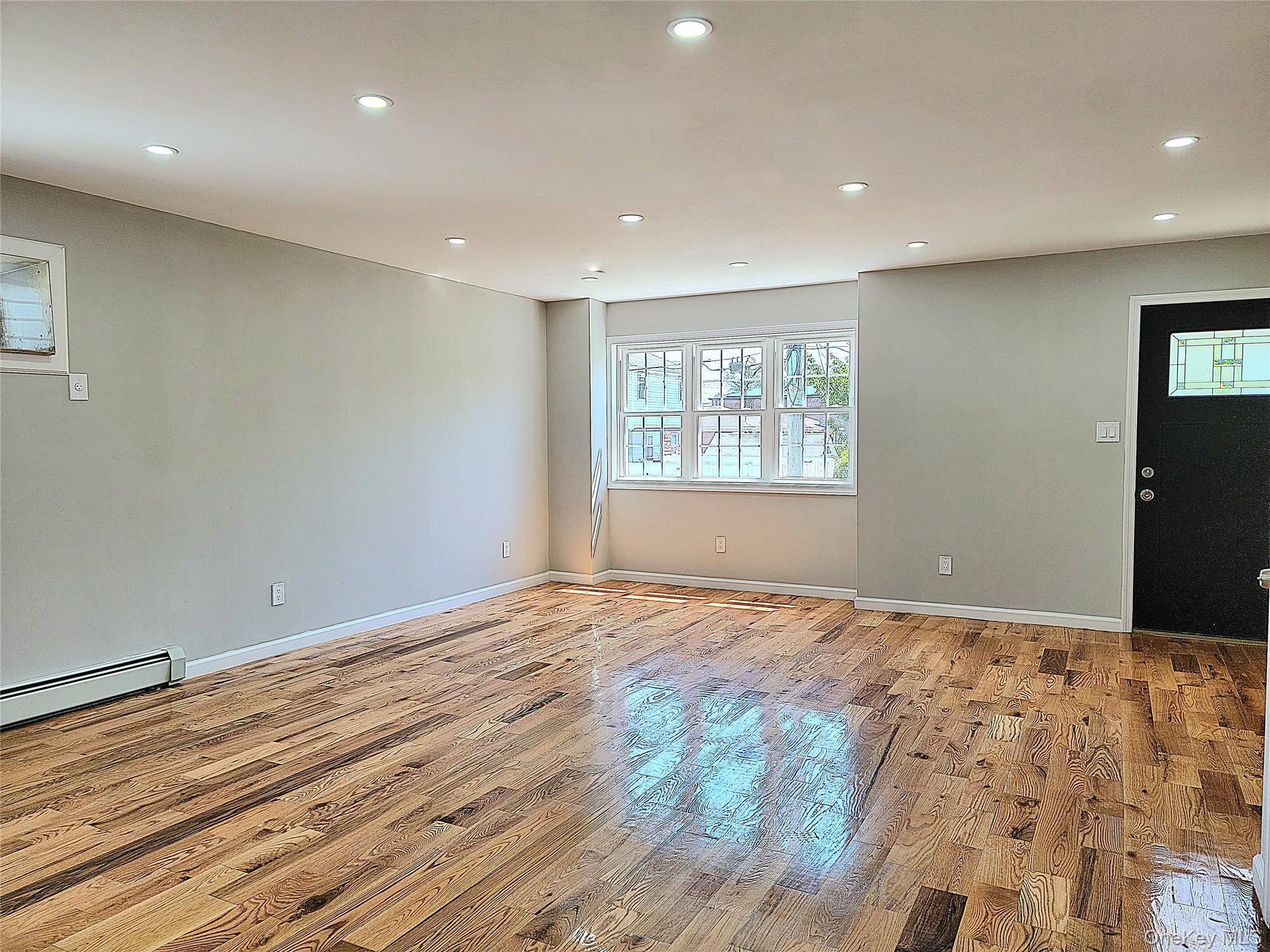 Single Family 226th Street Queens, NY 11413, MLS-1002597-3