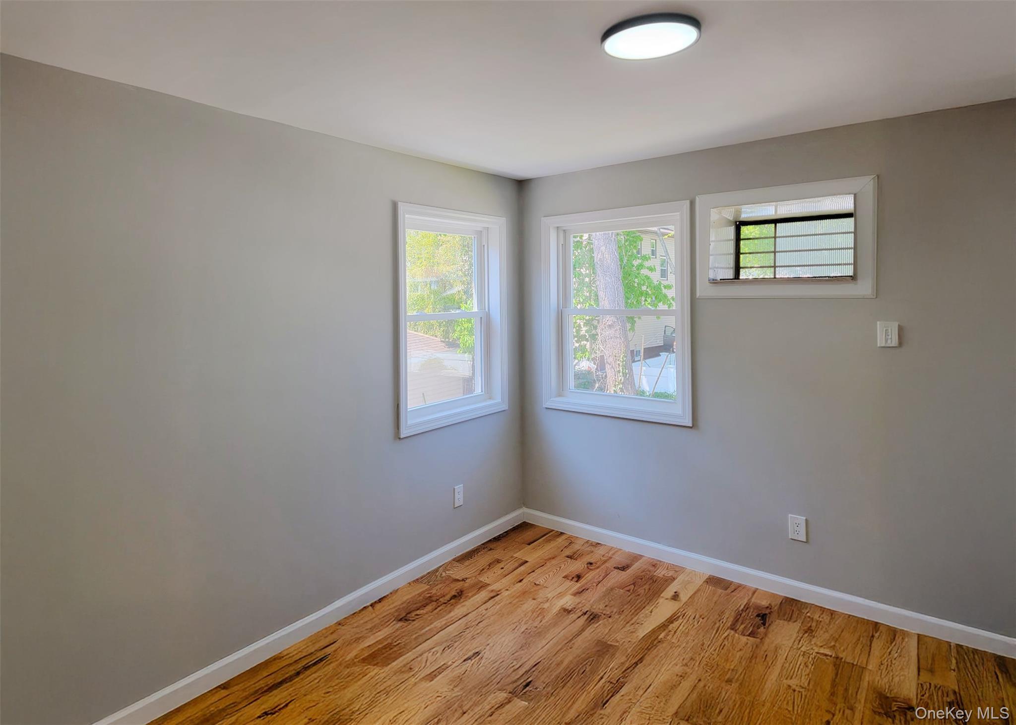 Single Family 226th Street Queens, NY 11413, MLS-1002597-7