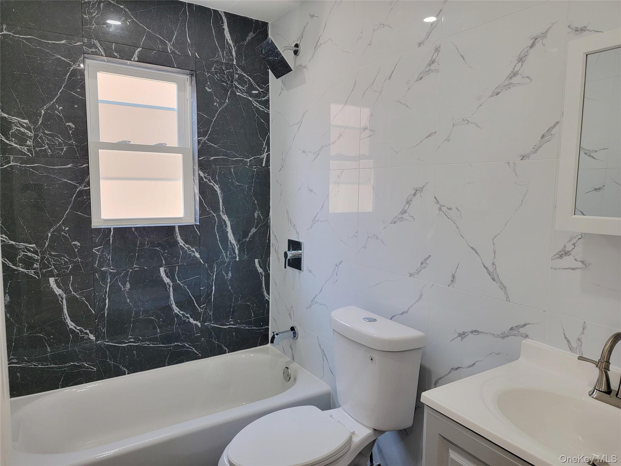 Single Family 226th Street Queens, NY 11413, MLS-1002597-8