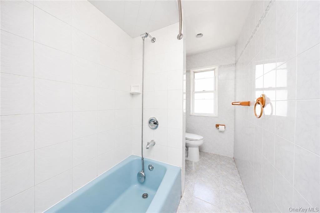 Single Family 27th Brooklyn, NY 11235, MLS-1002612-17