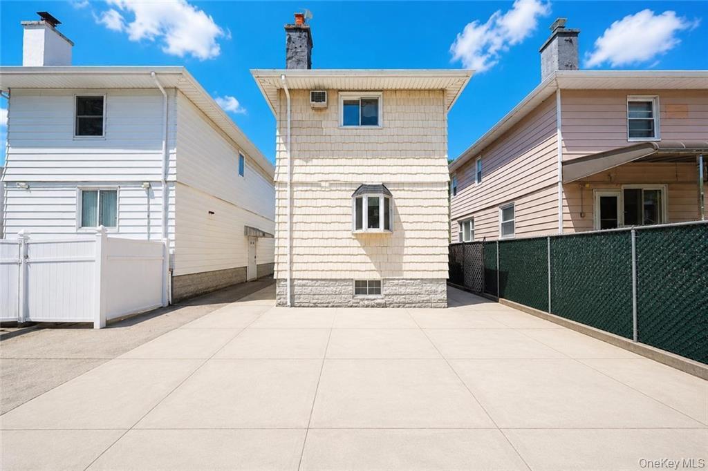 Single Family 27th Brooklyn, NY 11235, MLS-1002612-3