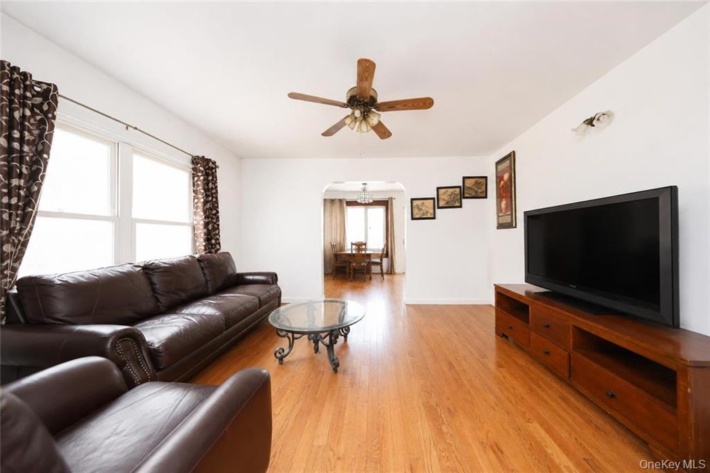 Single Family 27th Brooklyn, NY 11235, MLS-1002612-8