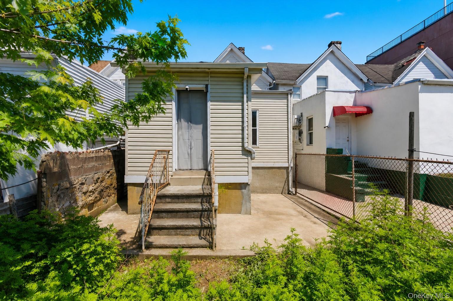 Single Family Fountain  Brooklyn, NY 11208, MLS-1002617-15