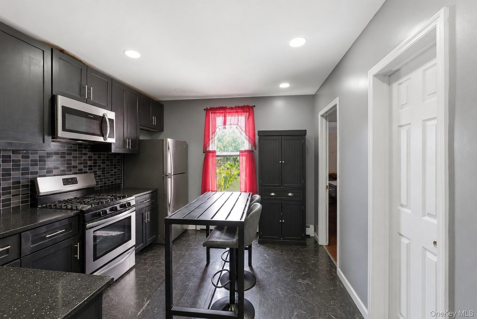 Single Family Fountain  Brooklyn, NY 11208, MLS-1002617-3