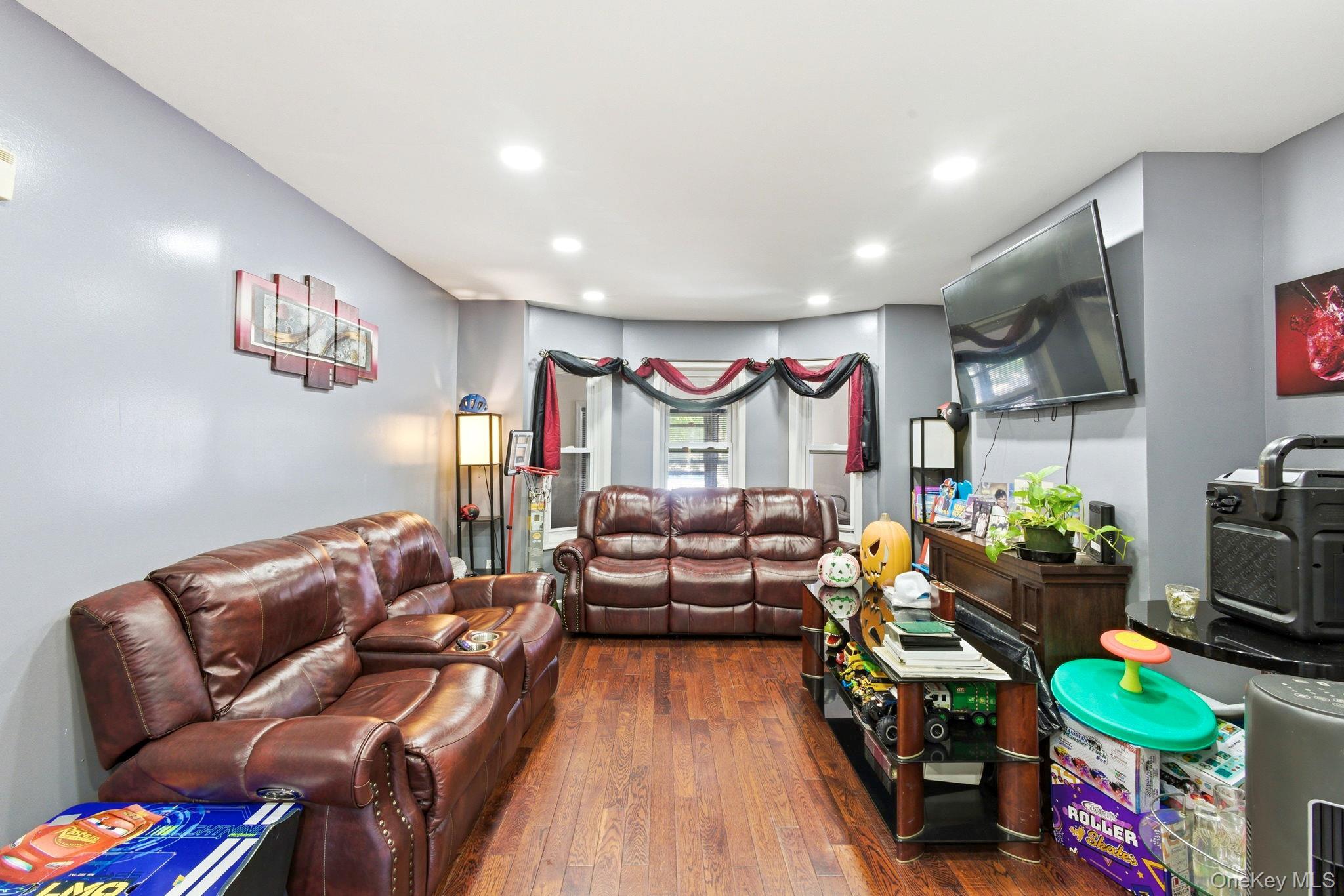 Single Family Fountain  Brooklyn, NY 11208, MLS-1002617-5