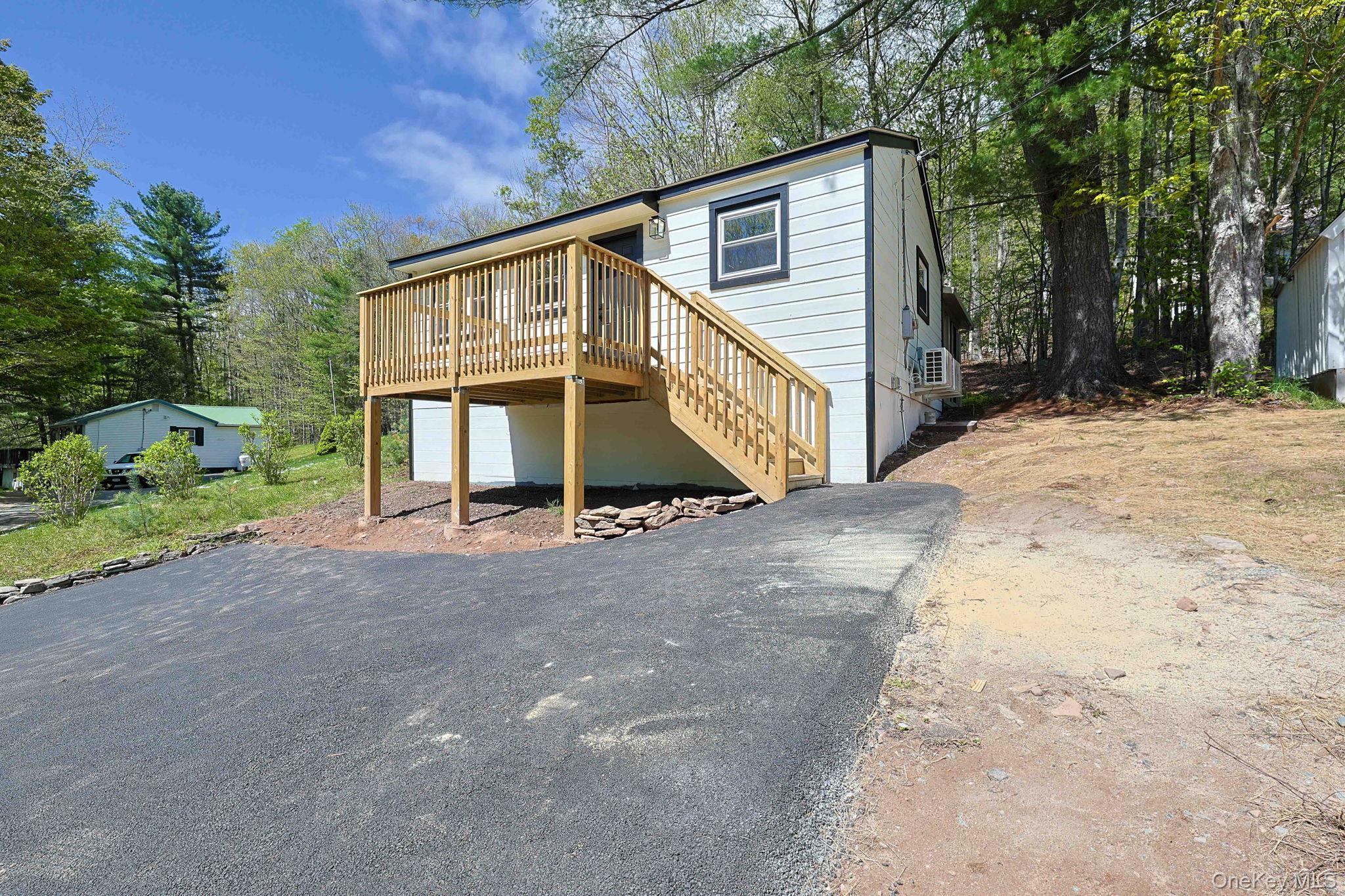 Single Family Overlook Road Sullivan County, NY 12788, MLS-1002624-17