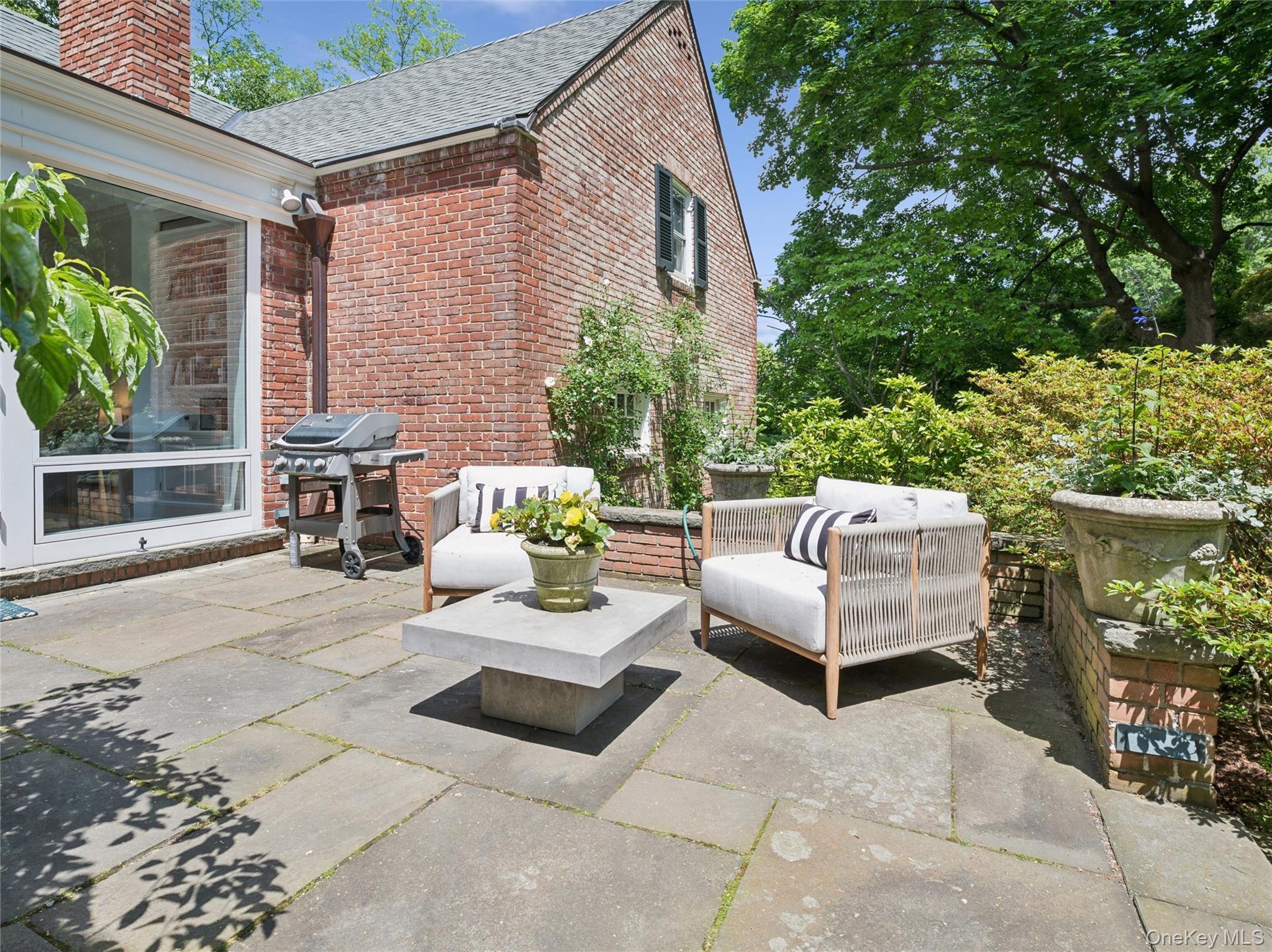 Single Family Park Lane  Westchester County, NY 10803, MLS-1002641-37