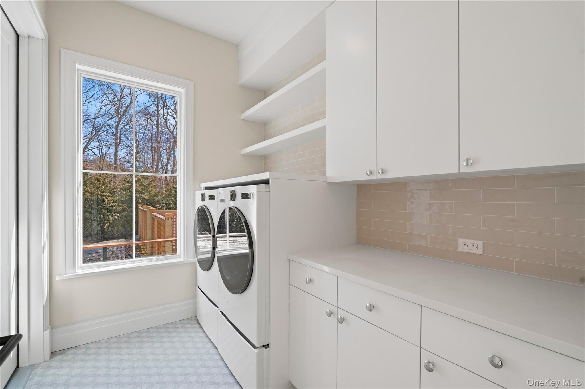Single Family N Sea Mecox Road  Suffolk County, NY 11968, MLS-1002643-24
