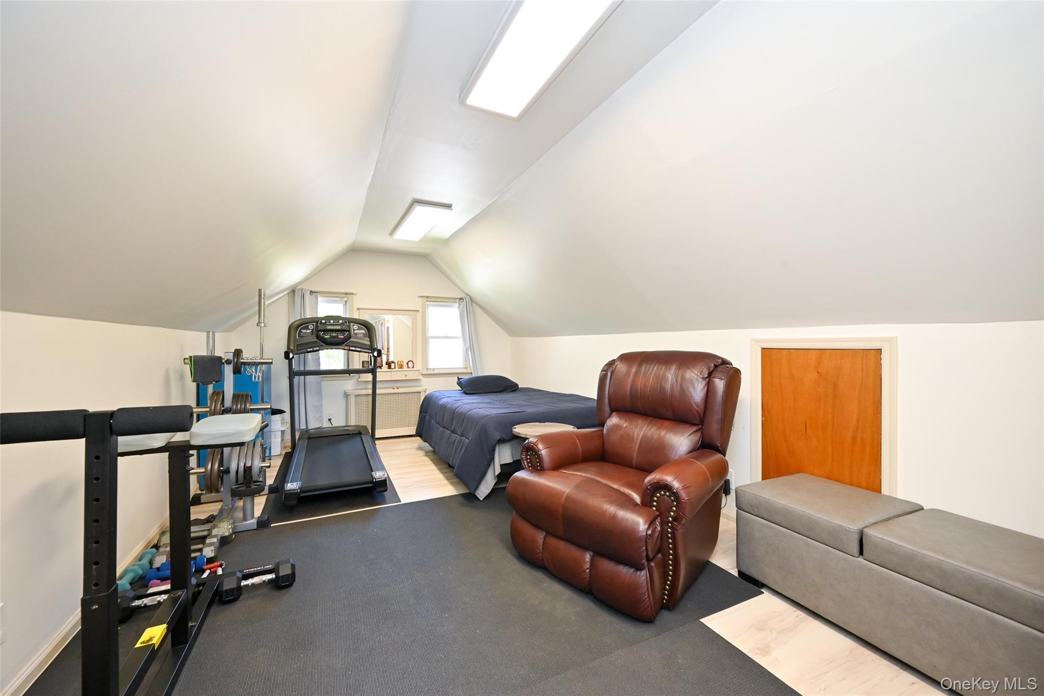 Single Family 154th Queens, NY 11357, MLS-1002712-15