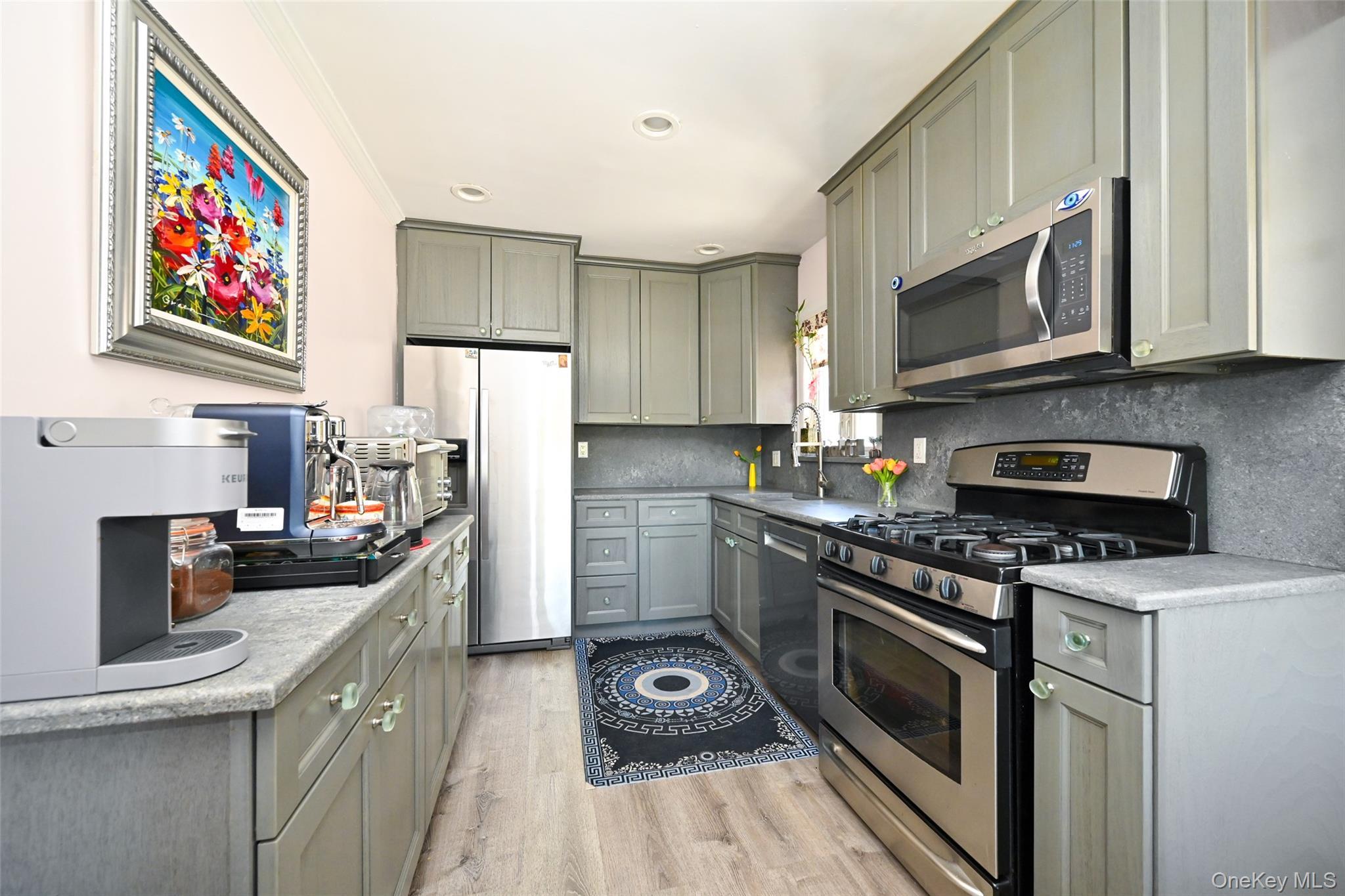 Single Family 154th Queens, NY 11357, MLS-1002712-3