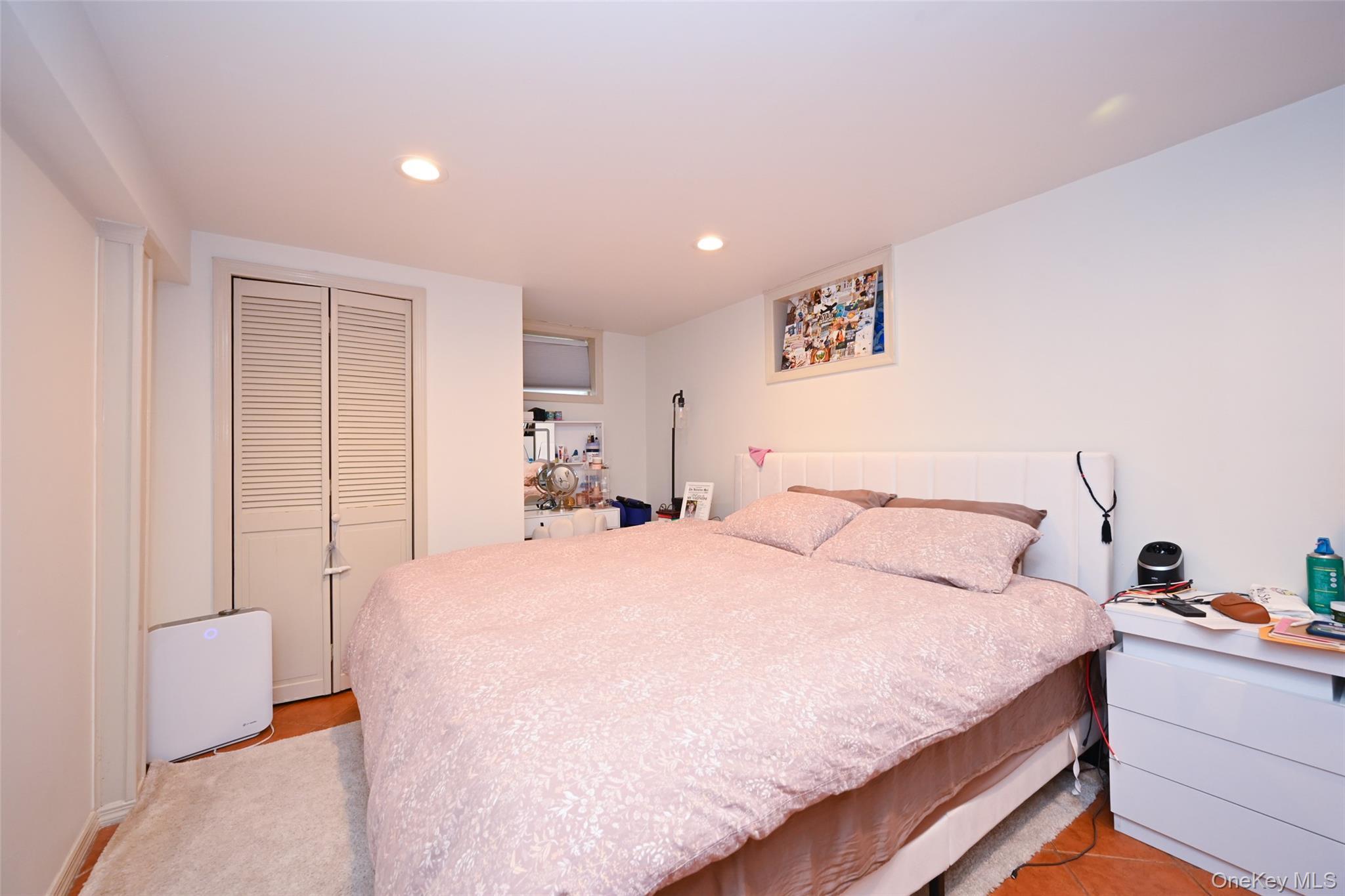 Single Family 154th Queens, NY 11357, MLS-1002712-9