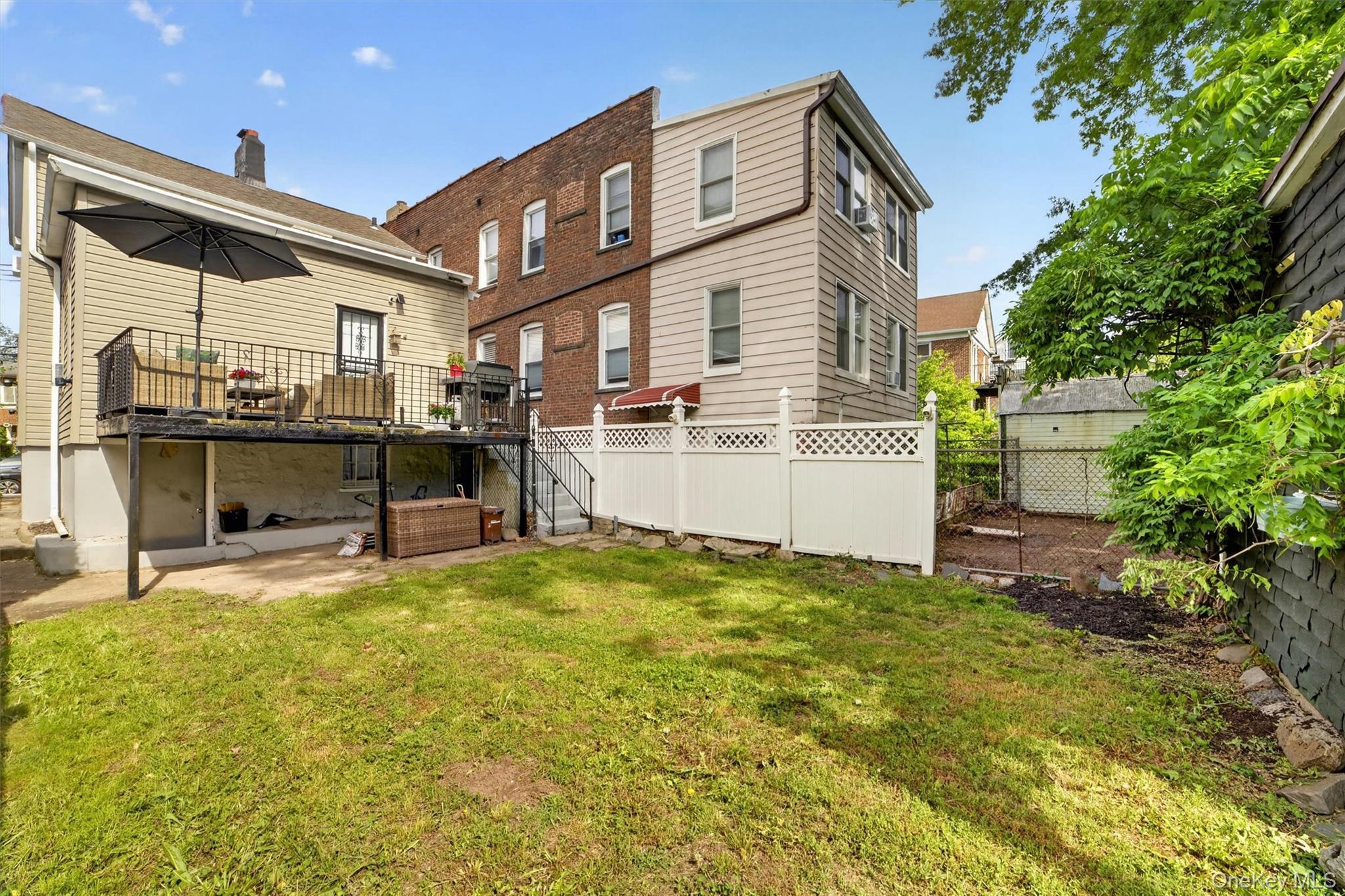 Single Family Herkimer Bronx, NY 10470, MLS-1002754-36