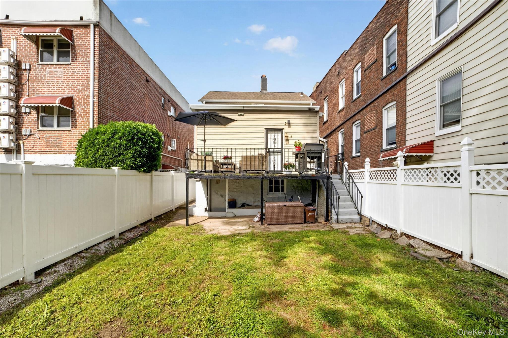 Single Family Herkimer Bronx, NY 10470, MLS-1002754-38