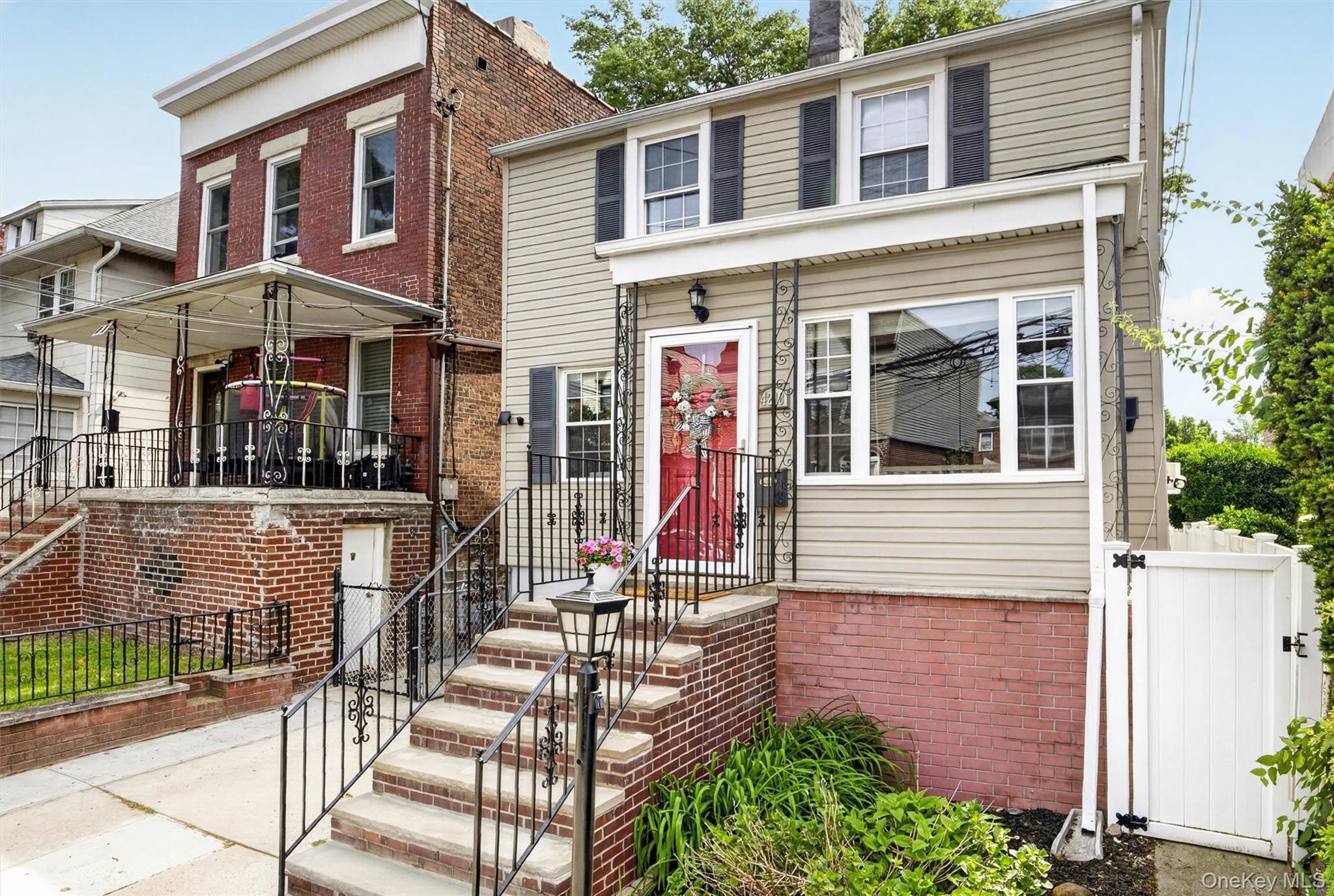 Single Family Herkimer Bronx, NY 10470, MLS-1002754-41