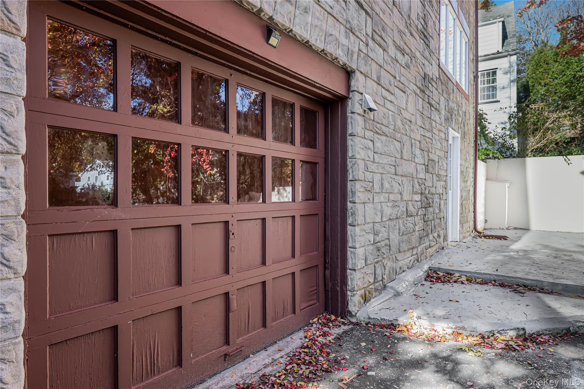 Single Family Hillcrest Road Westchester County, NY 10530, MLS-1002756-10