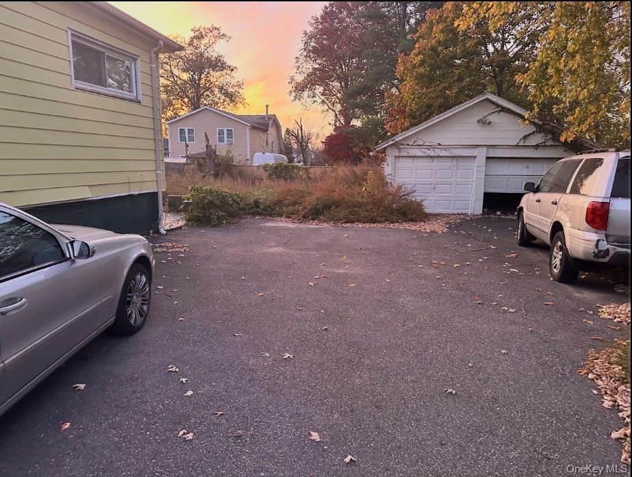 Single Family 222nd Street Queens, NY 11413, MLS-1002758-3