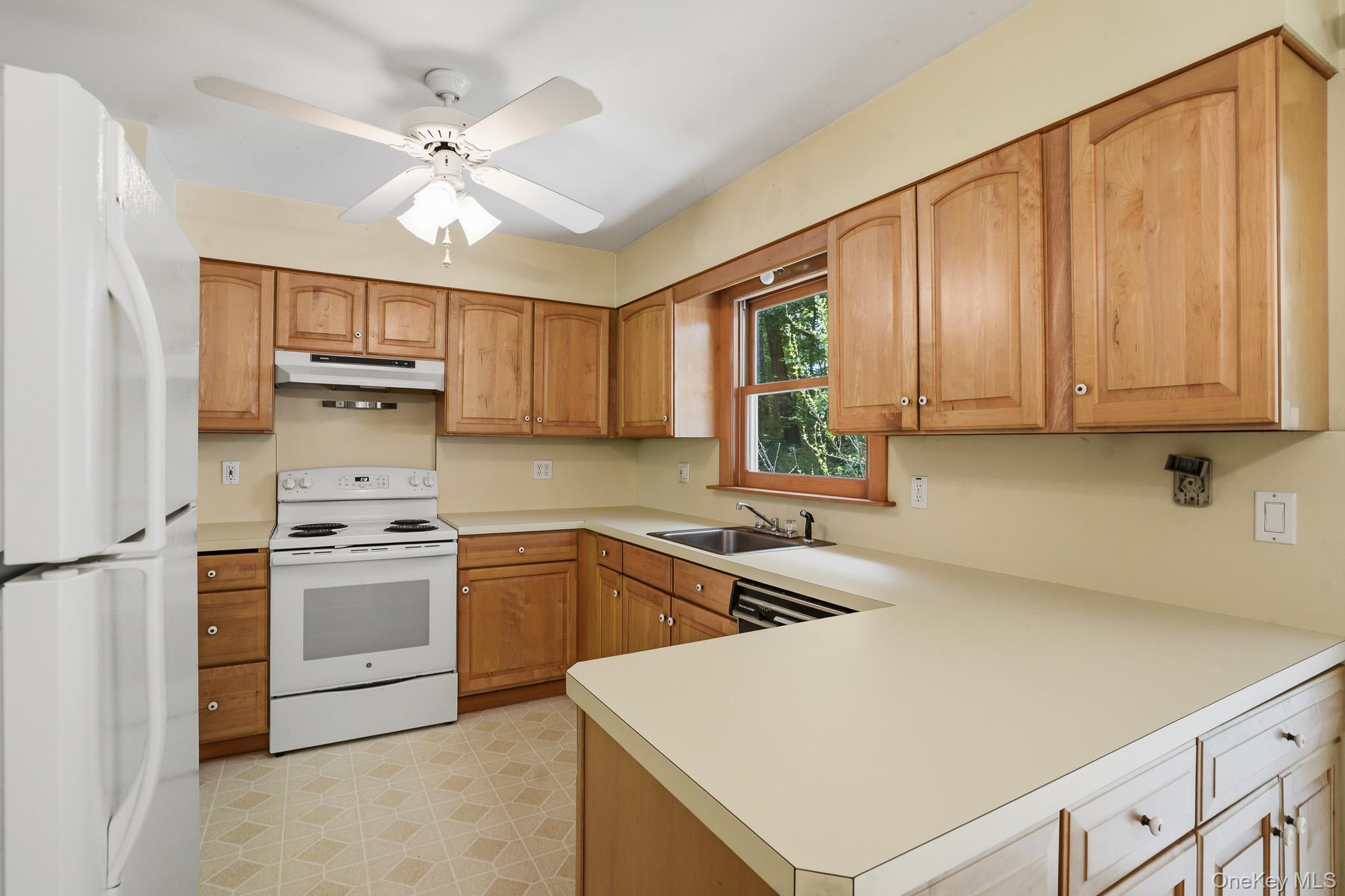 Single Family Julie  Dutchess County, NY 12533, MLS-1002805-8