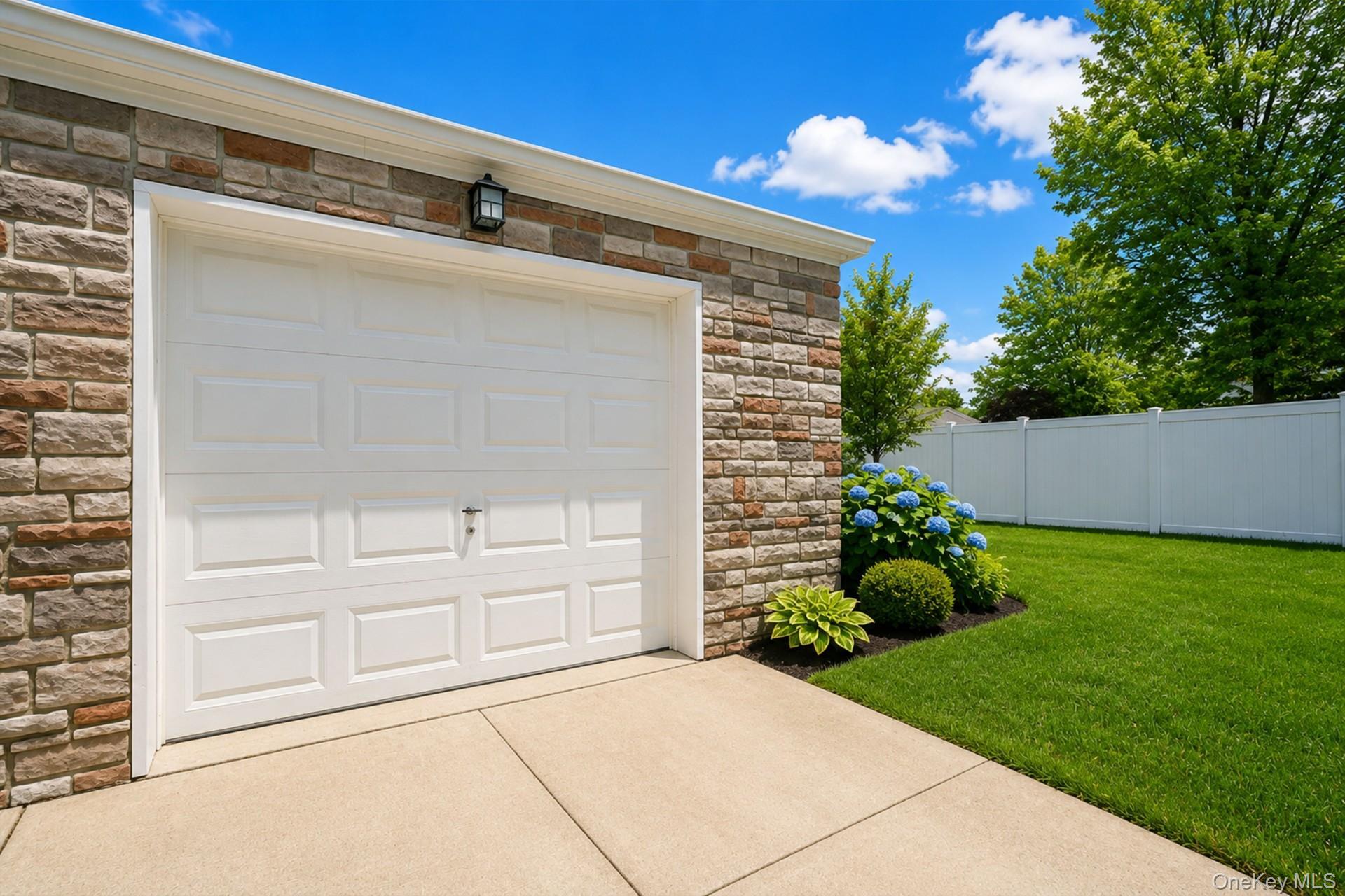 Single Family Mac Gregor Street Staten Island, NY 10309, MLS-1002828-4