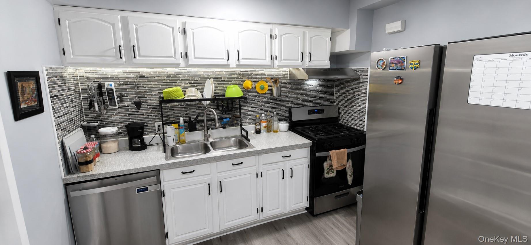 Single Family Van Tuyl Street Staten Island, NY 10301, MLS-1002830-10