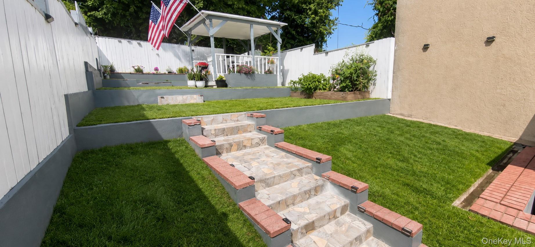 Single Family Van Tuyl Street Staten Island, NY 10301, MLS-1002830-27