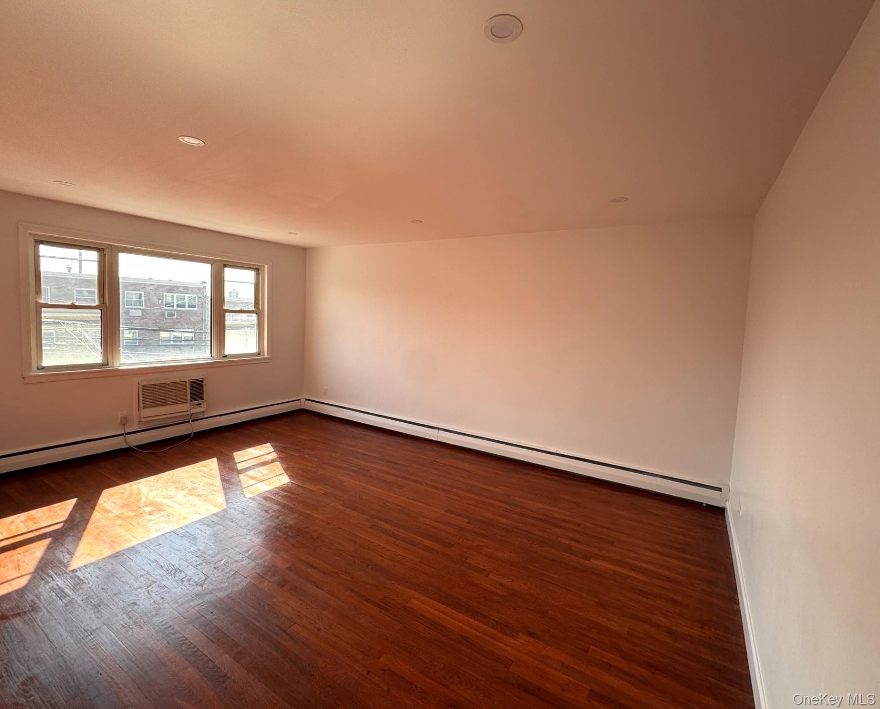 Single Family Fowler Avenue  Bronx, NY 10462, MLS-1002836-5