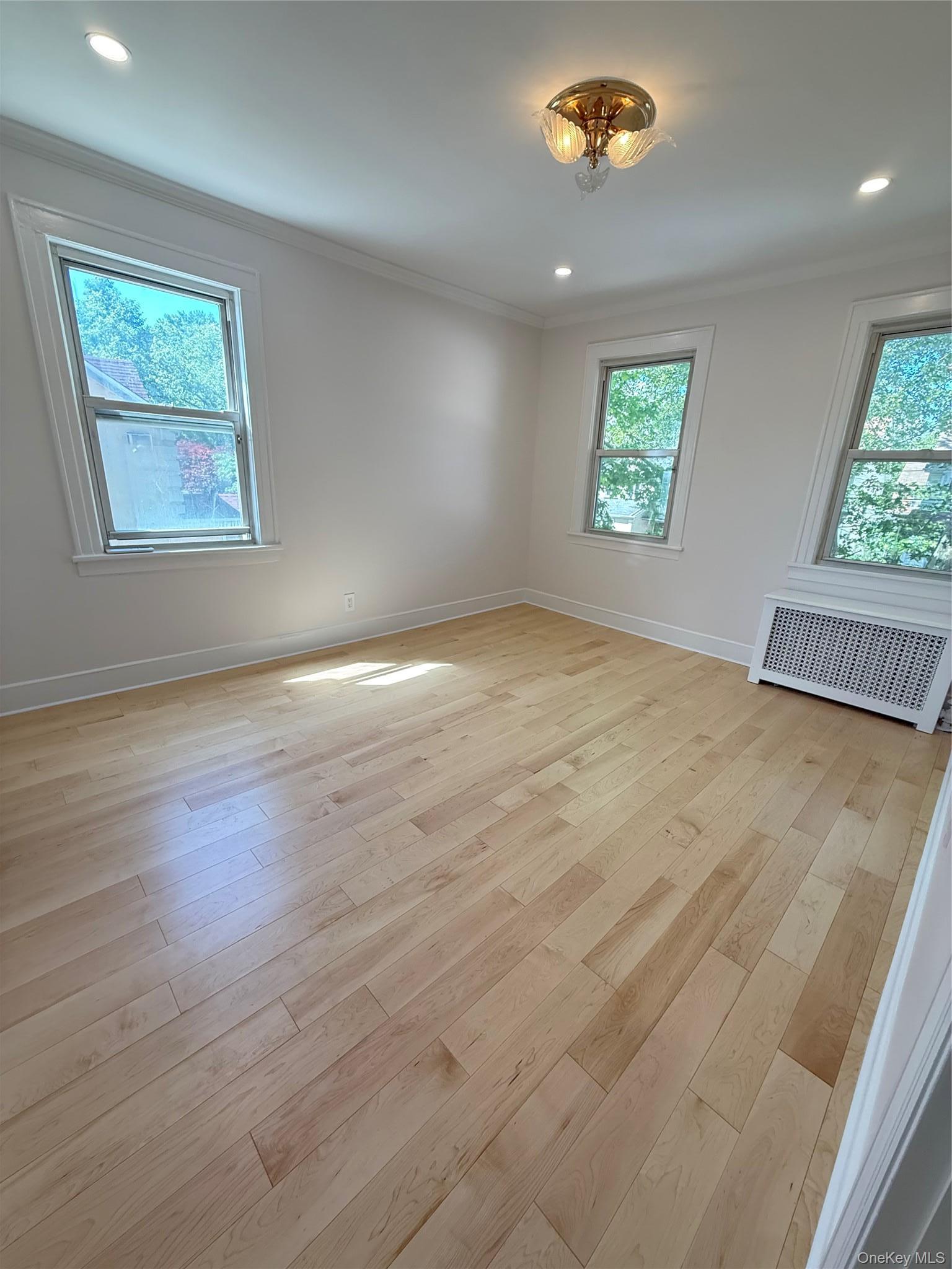 Single Family 208th Queens, NY 11361, MLS-1002896-5