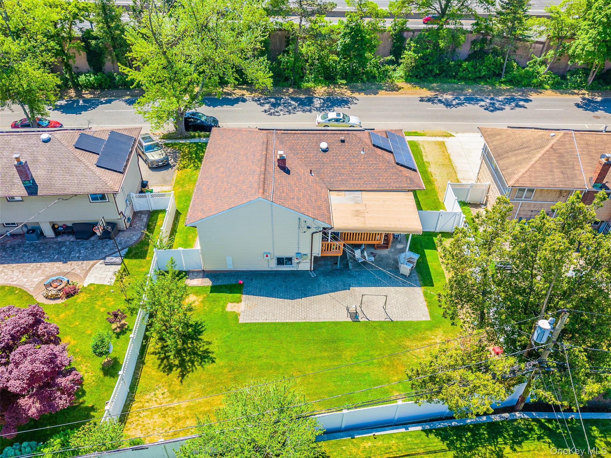 Single Family N Marginal Road  Nassau County, NY 11753, MLS-1002920-21