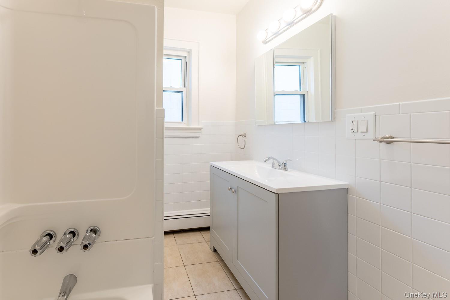 Single Family 114th Street Queens, NY 11356, MLS-1002960-13