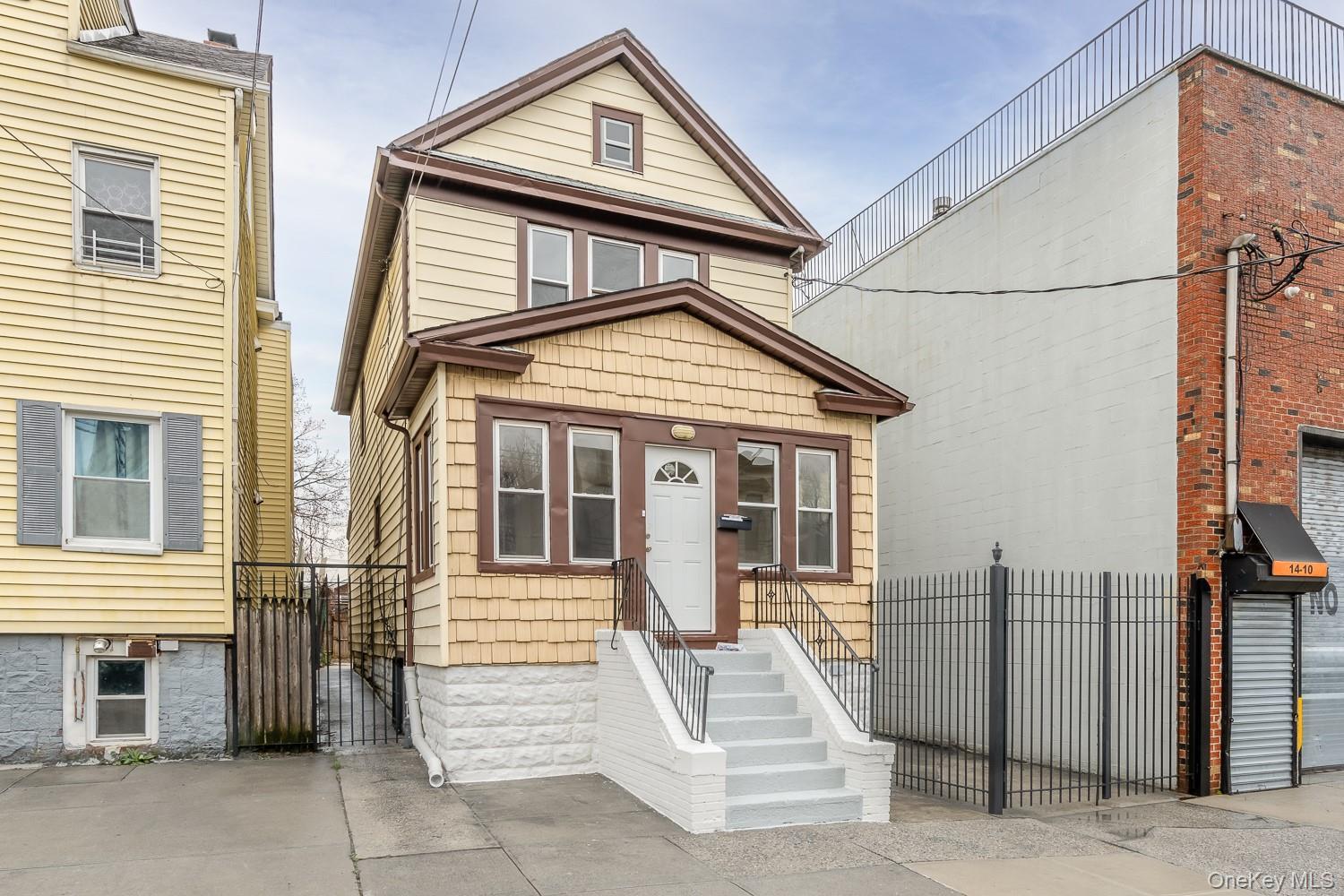 Single Family 114th Street Queens, NY 11356, MLS-1002960-2